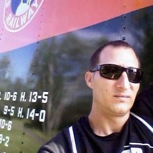 Meet your Posher, Larry